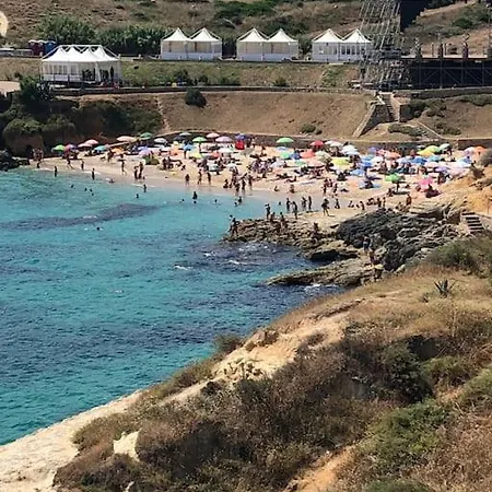 Taverna Del Mare شقة